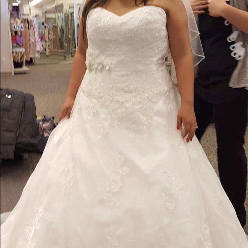 Wedding dress